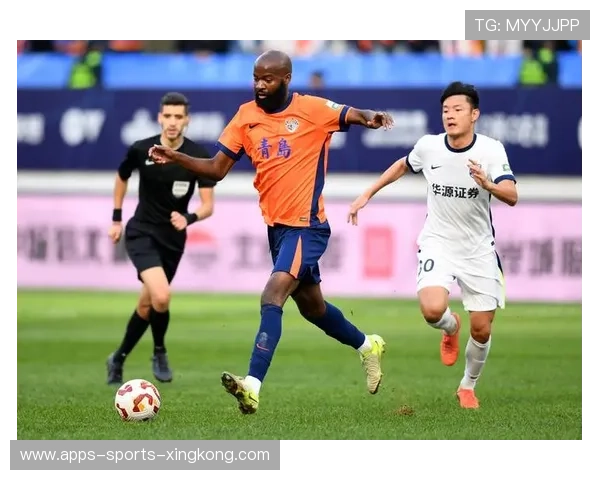 武汉三镇侧翼突破连续造成威胁 武汉三镇侧翼突破连续造成威胁