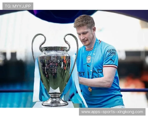 曼城德布劳内远距离世界波技惊四座