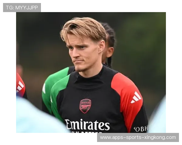 阿森纳厄德高脚下变速轻松推射破门——从赛场到训练的软文解读